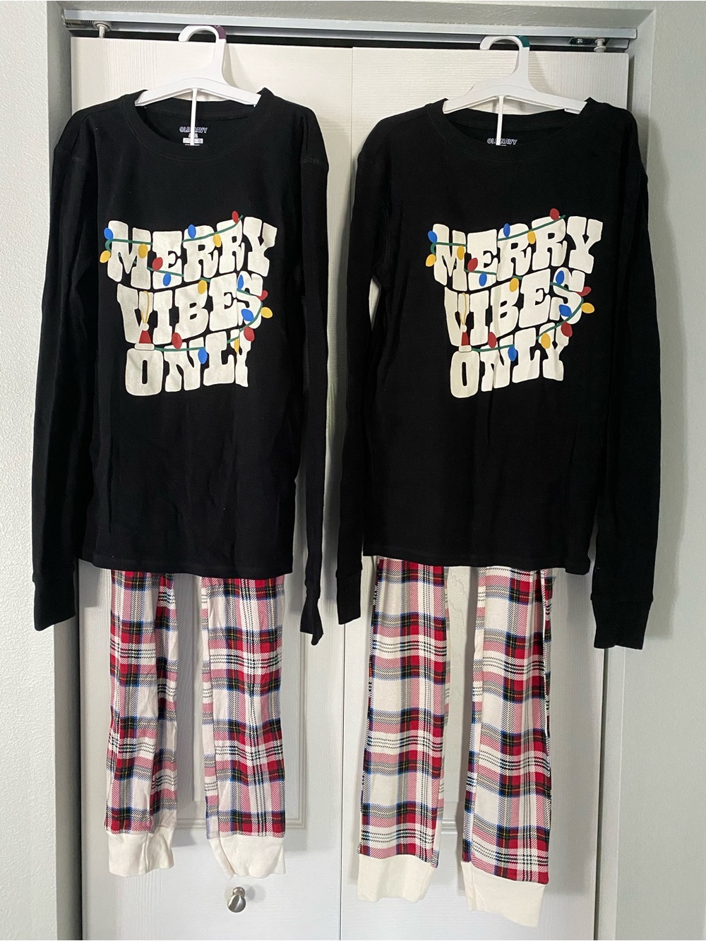 Pair - Old Navy Black 'Merry Vibes Only' Kids Pajama Set with Red Plaid Pants